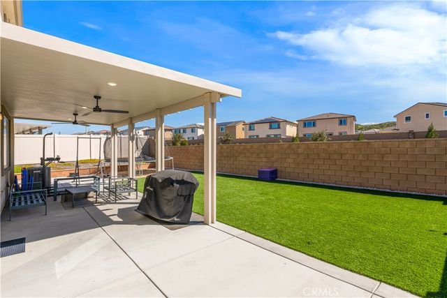 34438 Coconut Circle, Winchester, CA 92596