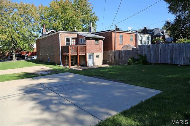5512 Columbia Avenue, St Louis, MO 63139
