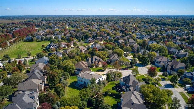 2308 Hancock Court, Naperville, IL 60564