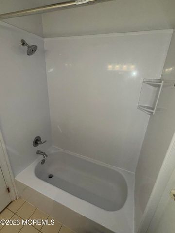 1113 Scarlet Oak Avenue, Toms River, NJ 08755