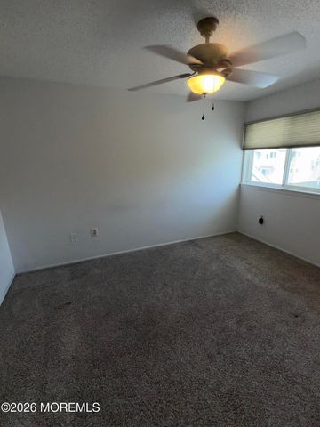 1113 Scarlet Oak Avenue, Toms River, NJ 08755