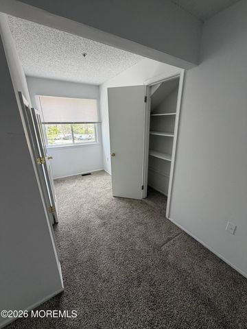 1113 Scarlet Oak Avenue, Toms River, NJ 08755