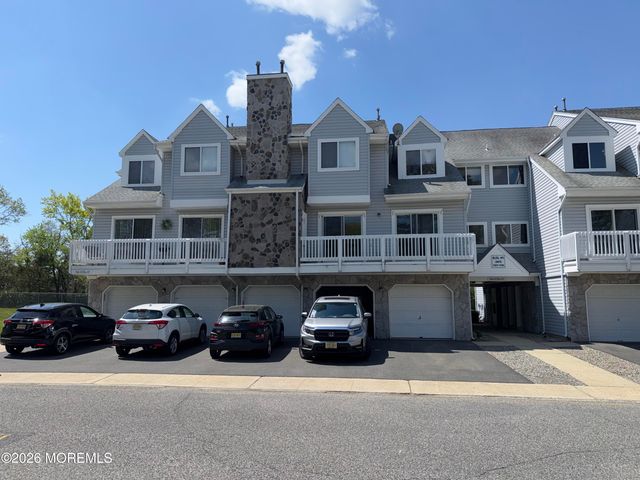 1113 Scarlet Oak Avenue, Toms River, NJ 08755
