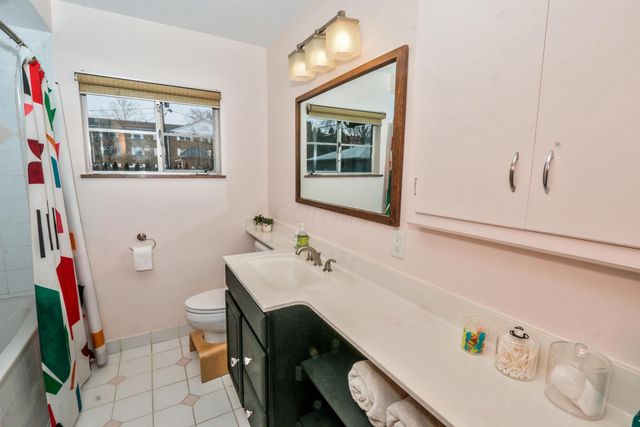 488 Stanbery Avenue, Columbus, OH 43209