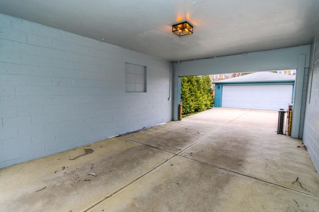 488 Stanbery Avenue, Columbus, OH 43209