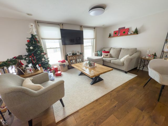 8902 Royal Meadow Drive, Indianapolis, IN 46217