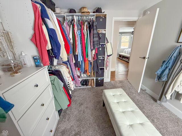 8902 Royal Meadow Drive, Indianapolis, IN 46217