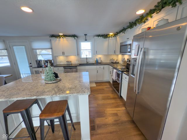 8902 Royal Meadow Drive, Indianapolis, IN 46217