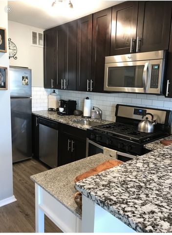 1 E Scott Street 1002, Chicago, IL 60610