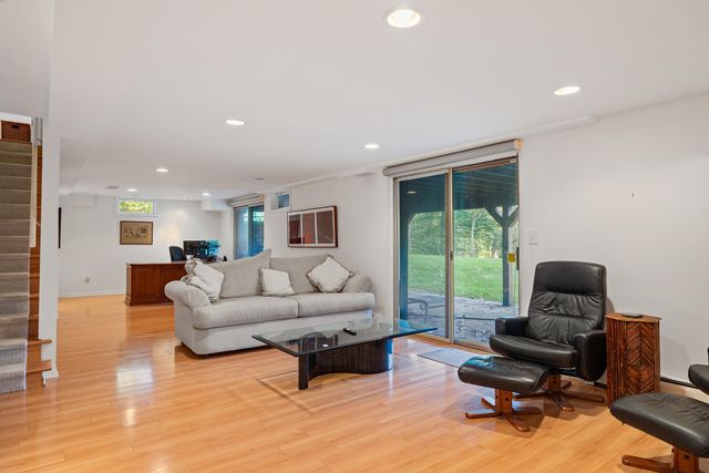 419 Firefly Drive, Trail Creek, IN 46360