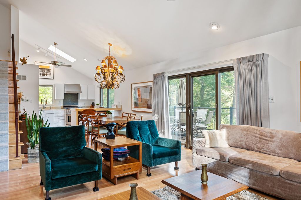 419 Firefly Drive, Trail Creek, IN 46360