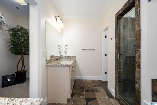 3038 Massey Rd Apt 406, Vestavia Hills, AL 35216