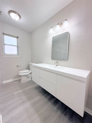 905 Seymore Circle, Denison, TX 75020