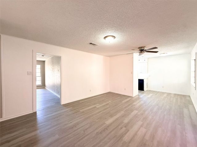 905 Seymore Circle, Denison, TX 75020