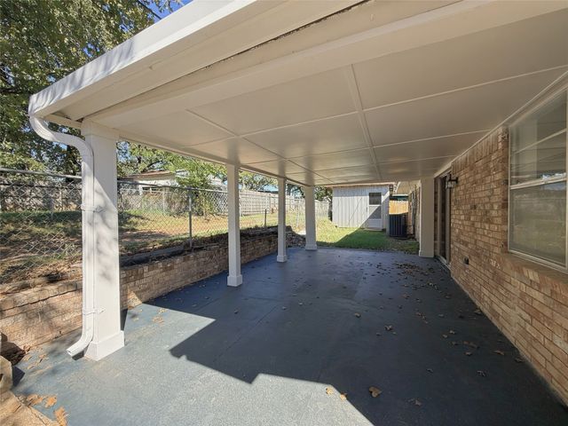 905 Seymore Circle, Denison, TX 75020