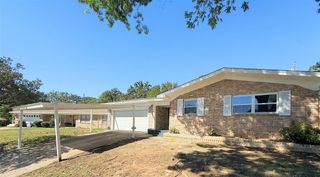 905 Seymore Circle, Denison, TX 75020