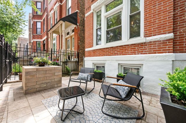 2621 W Haddon Street, Chicago, IL 60622