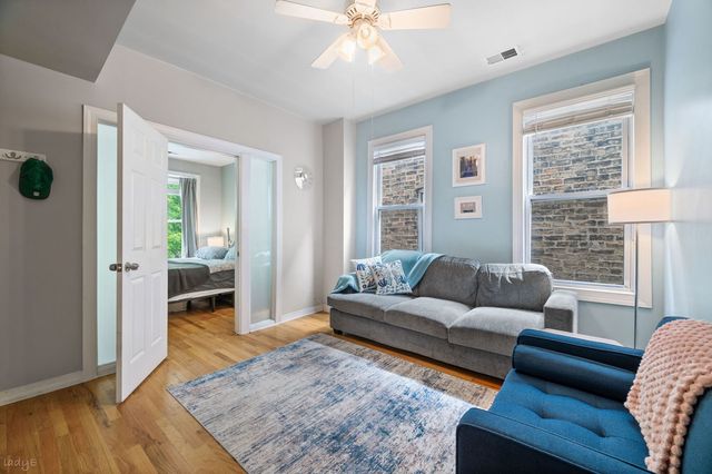 2621 W Haddon Street, Chicago, IL 60622