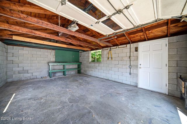 1246 Milton St, Louisville, KY 40217