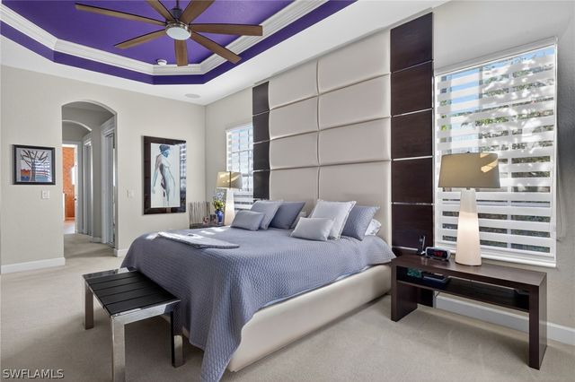 12095 WICKLOW LN, Naples, FL 34120