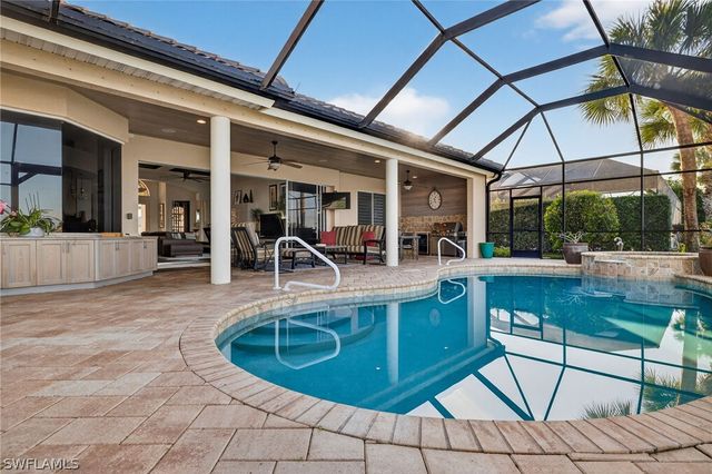 12095 WICKLOW LN, Naples, FL 34120