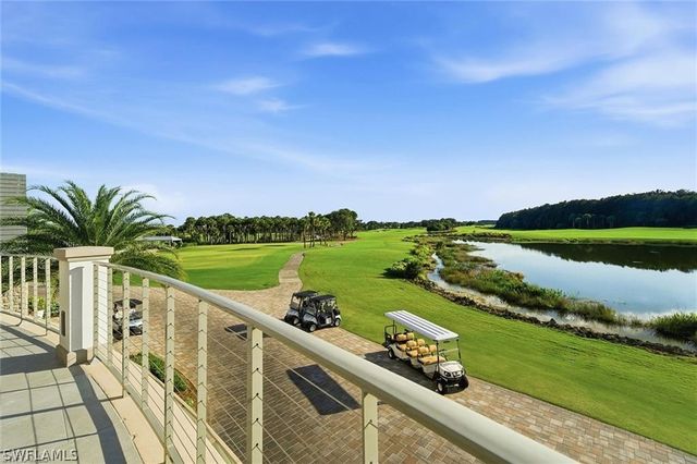 12095 WICKLOW LN, Naples, FL 34120