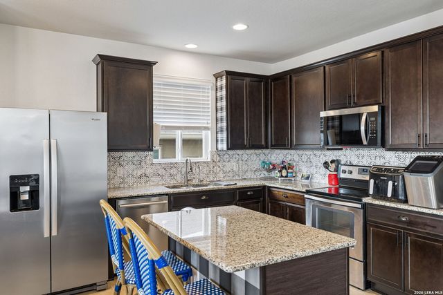 27611 Lasso Bend, San Antonio, TX 78260