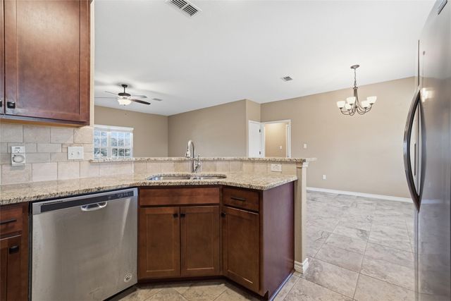 37 Buckskin Loop, Morgans Point Resort, TX 76513