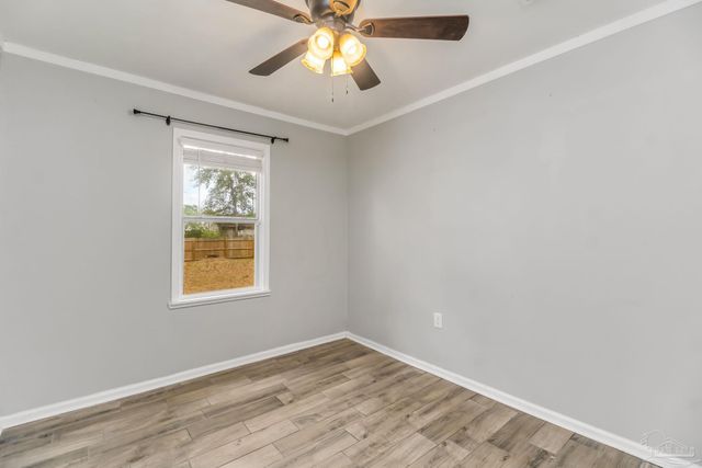 5788 Washington St, Milton, FL 32570