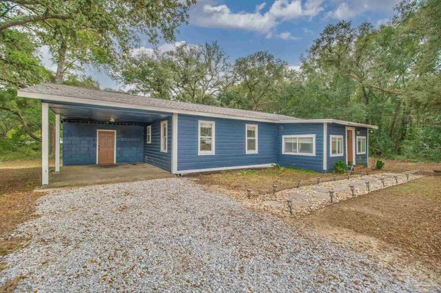 5788 Washington St, Milton, FL 32570