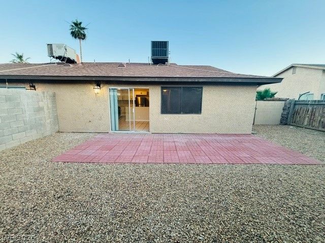 5788 Sea Breeze Avenue, Las Vegas, NV 89110