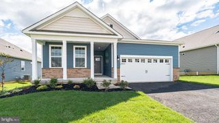 1506 DRESDEN DR, Breinigsville, PA 18031