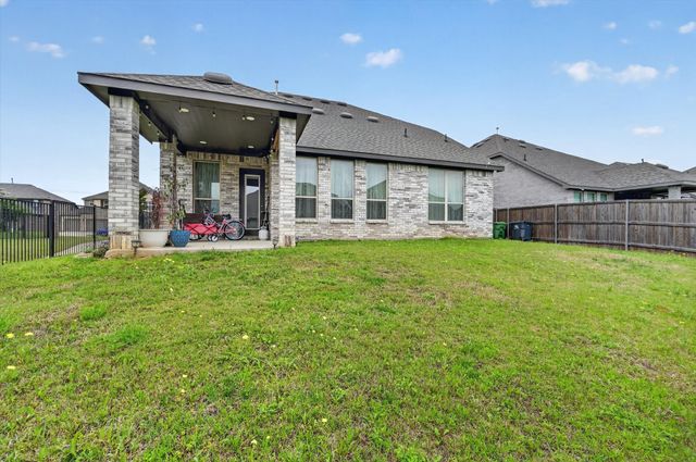 2814 Grand Lookout Lane, Arlington, TX 76001