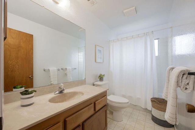 Spruce Street, Half Moon Bay, CA 94019