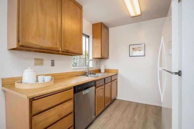 Spruce Street, Half Moon Bay, CA 94019