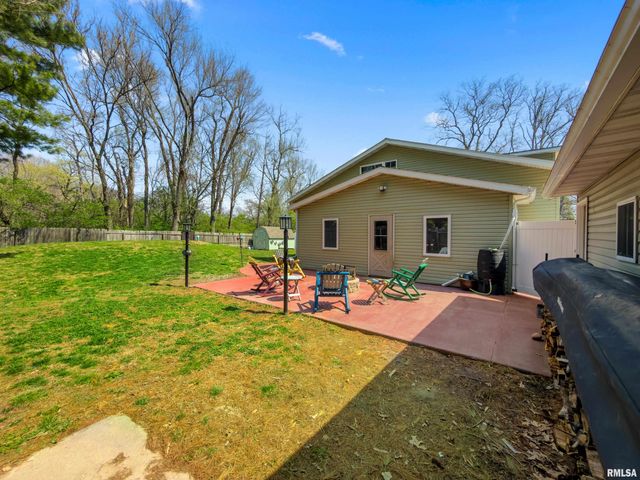 135 BESSLER LAKE Drive, Groveland, IL 61535