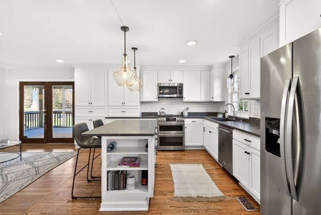 1116 Brookmeade Dr, Nashville, TN 37204