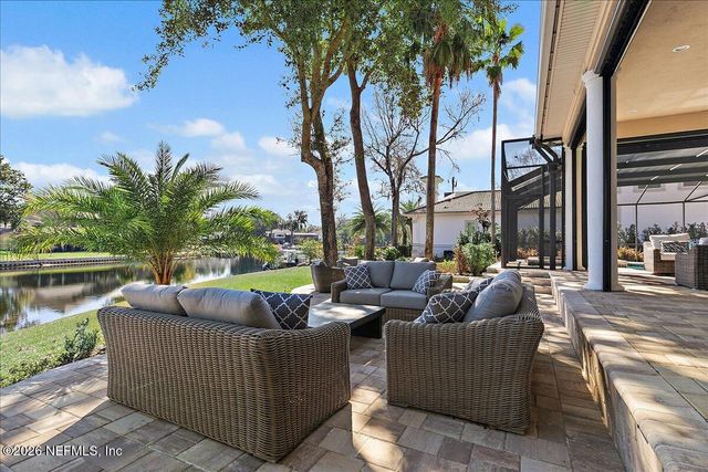 821 QUEENS HARBOR Boulevard, Jacksonville, FL 32225