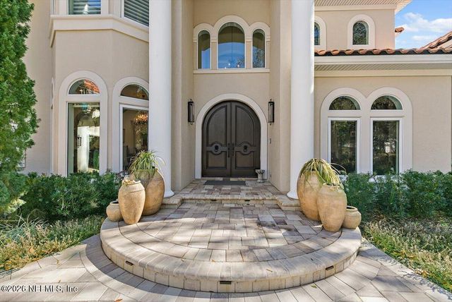 821 QUEENS HARBOR Boulevard, Jacksonville, FL 32225