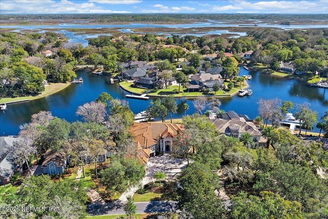 821 QUEENS HARBOR Boulevard, Jacksonville, FL 32225