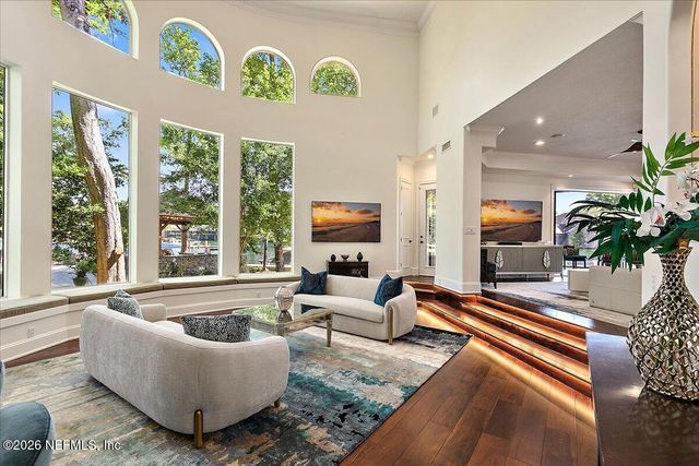 821 QUEENS HARBOR Boulevard, Jacksonville, FL 32225