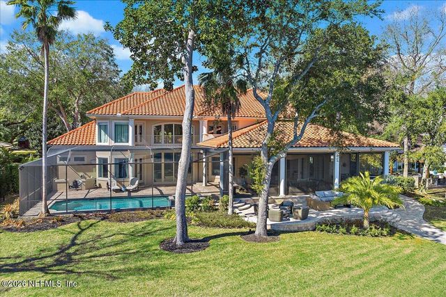 821 QUEENS HARBOR Boulevard, Jacksonville, FL 32225