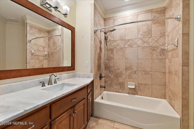 821 QUEENS HARBOR Boulevard, Jacksonville, FL 32225