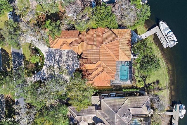 821 QUEENS HARBOR Boulevard, Jacksonville, FL 32225