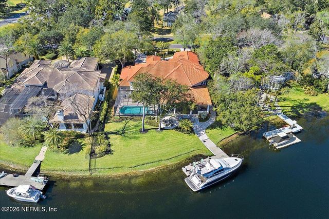 821 QUEENS HARBOR Boulevard, Jacksonville, FL 32225