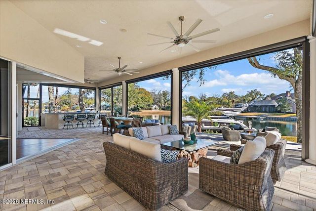 821 QUEENS HARBOR Boulevard, Jacksonville, FL 32225