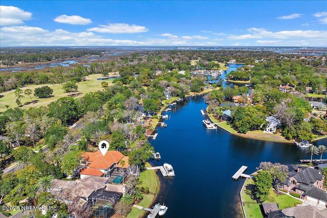 821 QUEENS HARBOR Boulevard, Jacksonville, FL 32225