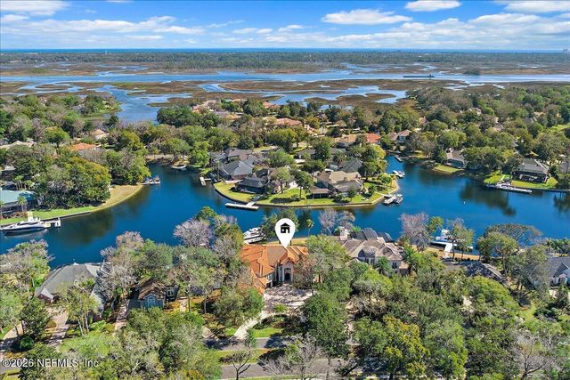 821 QUEENS HARBOR Boulevard, Jacksonville, FL 32225