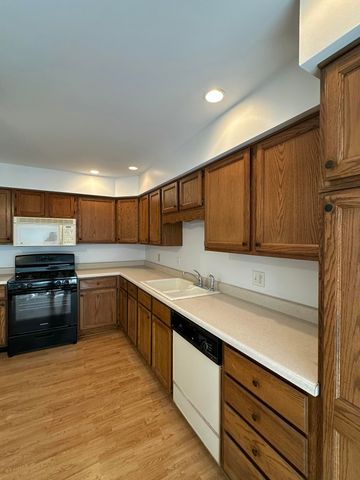 2609 Harvest Drive, Crown Point, IN 46307