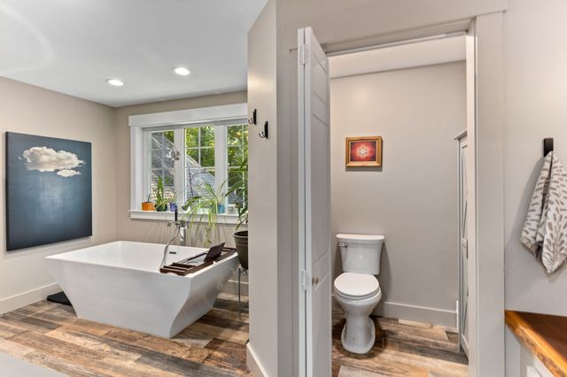 3 Faria Farm Rd, Berkley, MA 02779